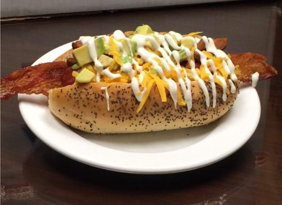 darrenrovell's tweet photo. New at Texas Motor Speedway: Hawg Heaven Ranchero Dawg w/Kobe beef, bacon, cheddar, avocado &amp; bacon cream ($10) https://t.co/8kSlTyDJwk