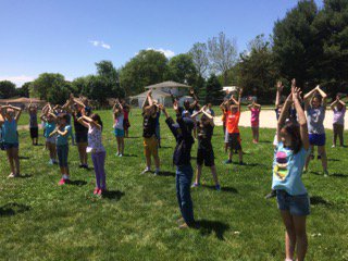 UrbandaleCSD's tweet photo. Looks like fun! @UrbandaleSchool Rolling Green 4th graders studying India & practicing yoga #BringingLearning2Life https://t.co/ljn0Rs3rKZ