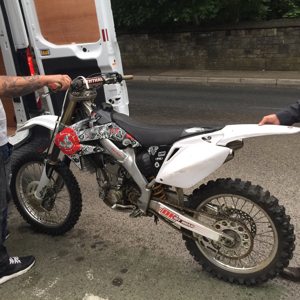 DeanSCRAPPERS's tweet photo. New purchase crf250😍 https://t.co/QV9OK7uo6P