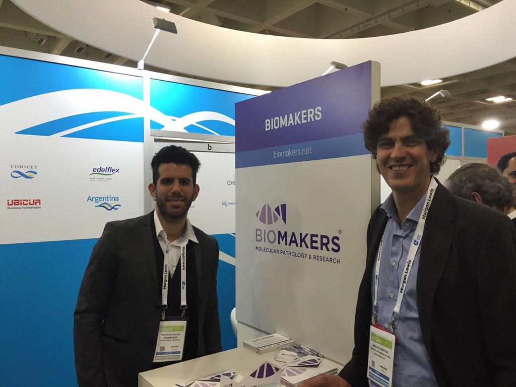 También estuve en el stand de @Biomakersa. Realizan estudios genéticos y moleculares y están presentes en #BIO2016.