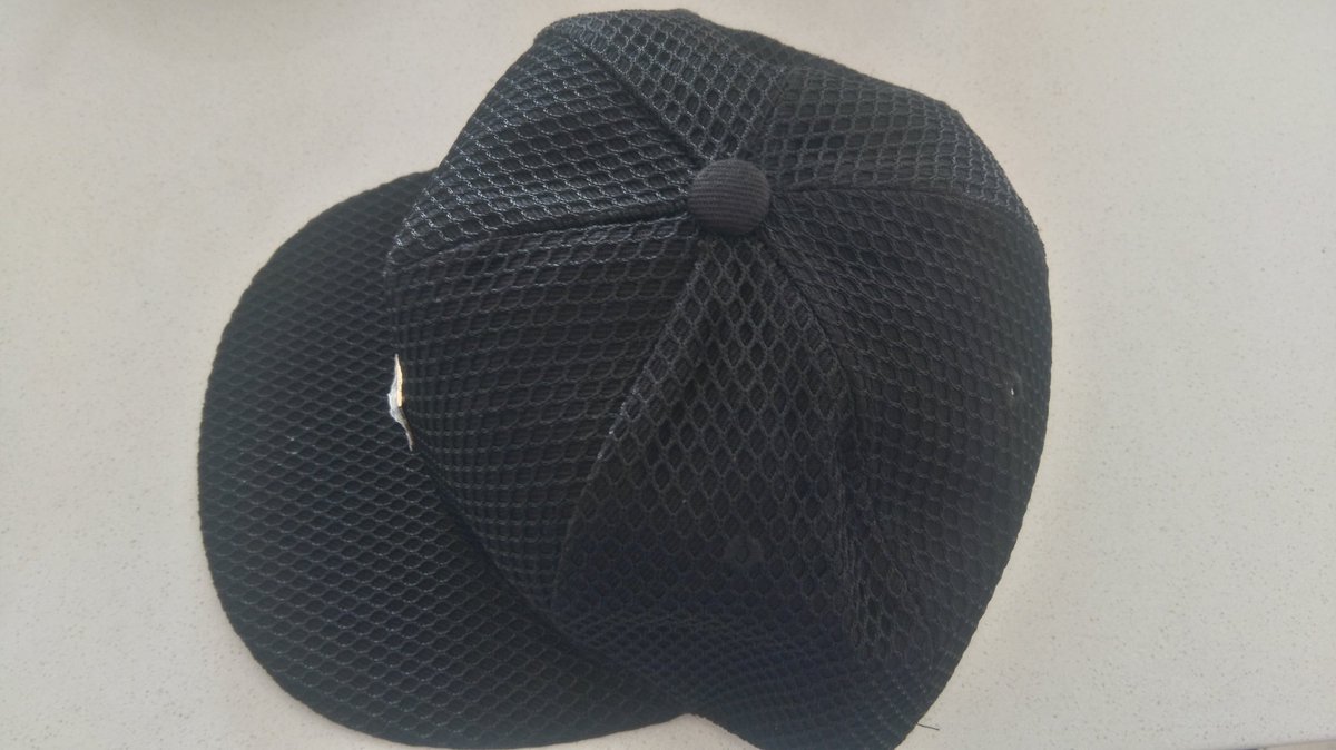 CamilaKexiit's tweet photo. Hermoso gorro NUEVO a solo $ 12.000 RT @Tus_Retweet @Outlet_sin_iva @don__datos @chile_ventas https://t.co/z1t3D323x7