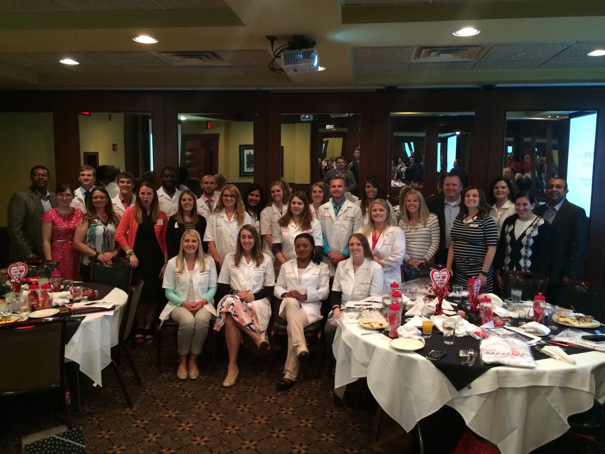 DavidSanfordCVS's tweet photo. #leadingw❤️. Powerful Grad Meeting in #Lexington.  @brandicampanell @EverettMoore10 @MollieLAllen  #region36 https://t.co/9UCcTd6XCK