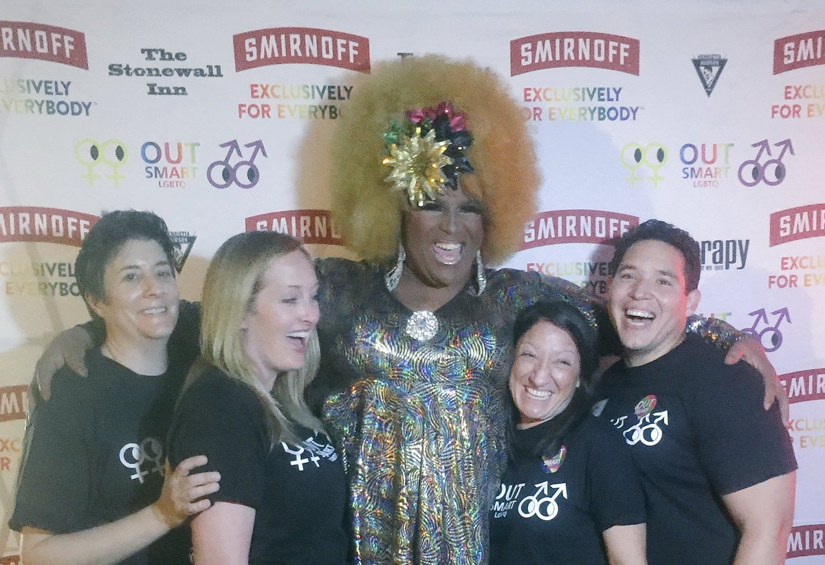 OutSmartLGBTQ's tweet photo. NYPD LGBT Outreach Unit and Jackie Dupree @OutSmartLGBTQ launch party @ Stonewall Inn #outsmartlgbtq #PDPRIDE #NYC https://t.co/bQR1roUwy4