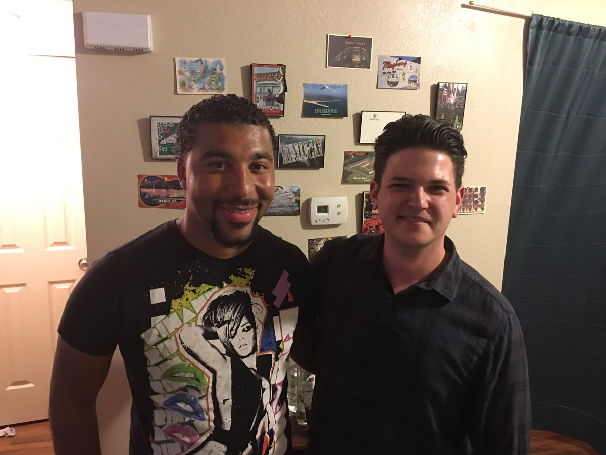 GoodTrashMedia's tweet photo. #PeoplesHistory is back with Laron Chapman of @YouPeopleFilm promoting his @Indiegogo. https://t.co/zCo8oAb8fM https://t.co/el9Xqb52WU