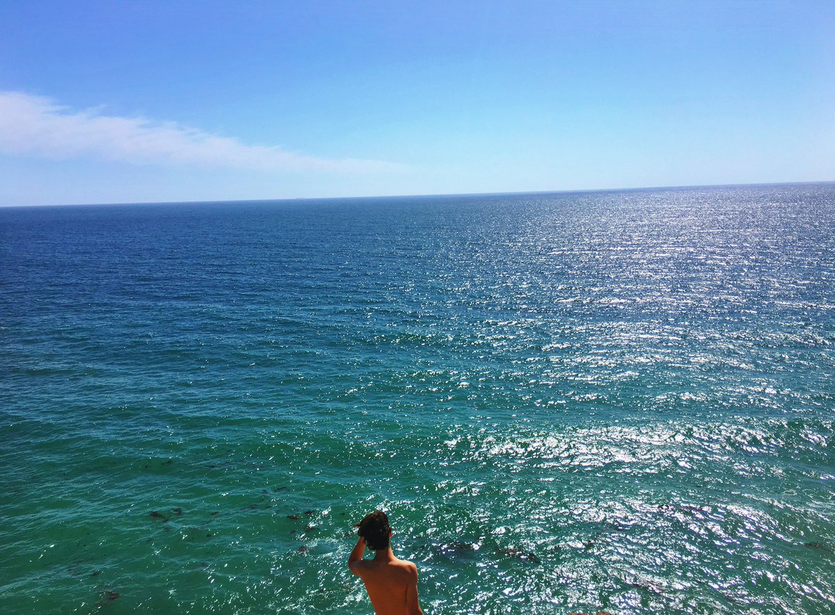 Nashgrier's tweet photo. Summer is so close I can smell it https://t.co/6GcjJMLGat