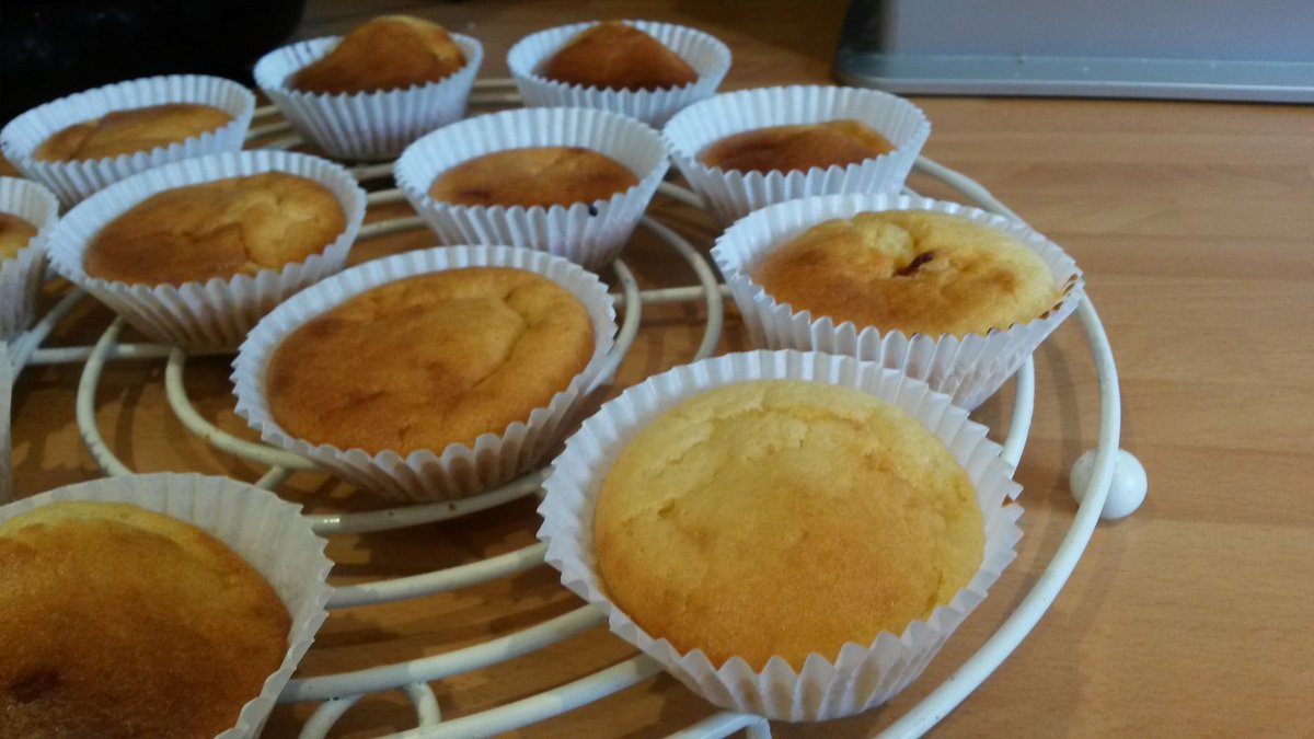 HelDangerfield's tweet photo. Baking in this heat! 1 tantrum and lots of mess later we finally made some #sugarfree honey&amp;orange buns #sweating https://t.co/YS2Ik8LIzL