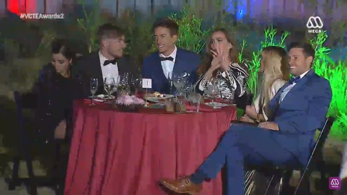 SabinaLaia's tweet photo. Aylen dice que no miente...Y lo dice la que armo un show con su pareja para entrar al reality!
#VCTE99
#VCTEAwards2 https://t.co/fIL0B4mavp