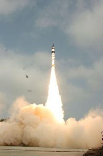 IndiaHistorypic's tweet photo. 1982-83::India Starts Integrated Guided Missile Development Programme (IGMDP) Under Leadership of Dr. Kalam #MTCR https://t.co/BkZHsZguFu
