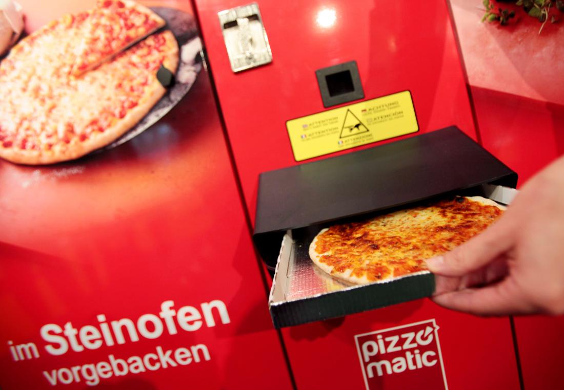 Money's tweet photo. Pizza, burrito, and sushi vending machines are the new fast food trends https://t.co/iTrG78Kx7f https://t.co/TeHeJhruTN