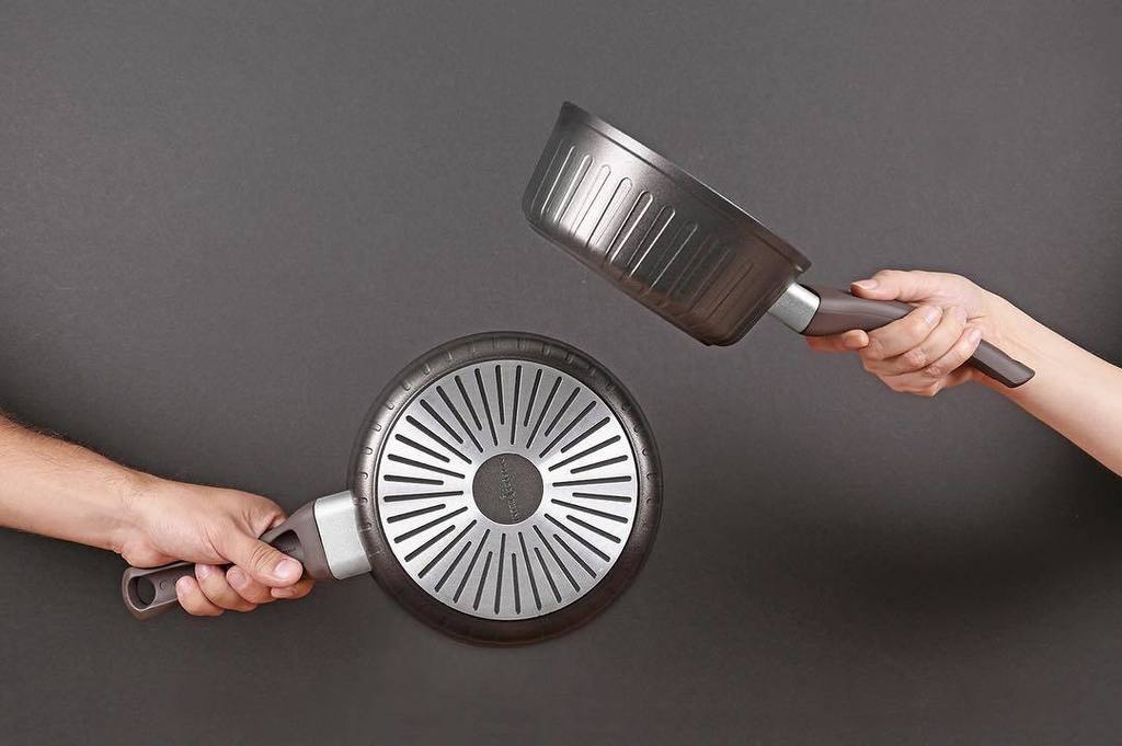 JoelEscalona's tweet photo. 🎉NEW PROJECT🎉 #INSPYRO is our most recent design for #CINSA. A #cookware collection with a… https://t.co/6OxKRDFxi0 https://t.co/ZJvVCH0eng