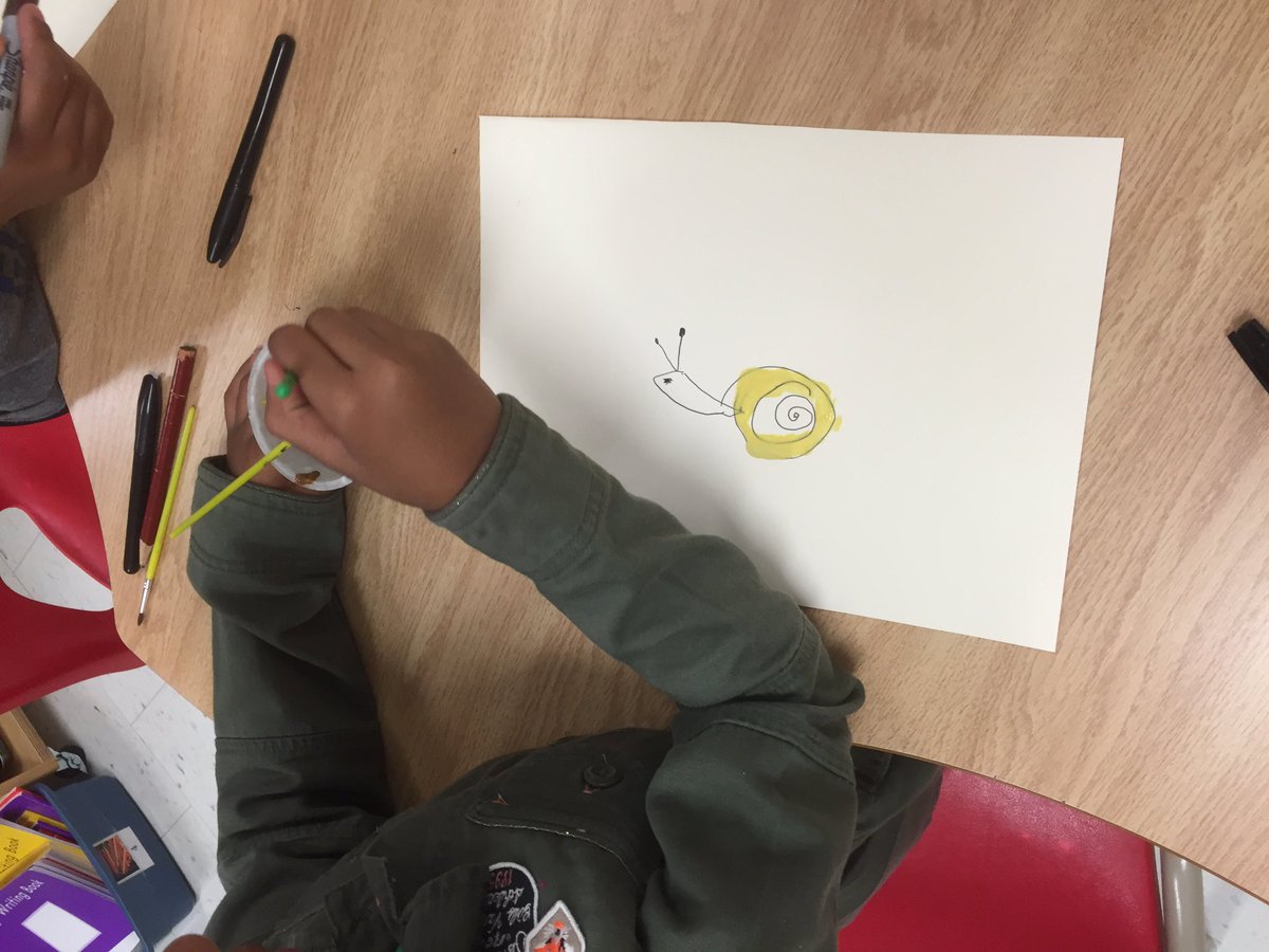 Ms_MSieben's tweet photo. Inspired by our snails students are observing and painting. https://t.co/63HN8jnLxg
