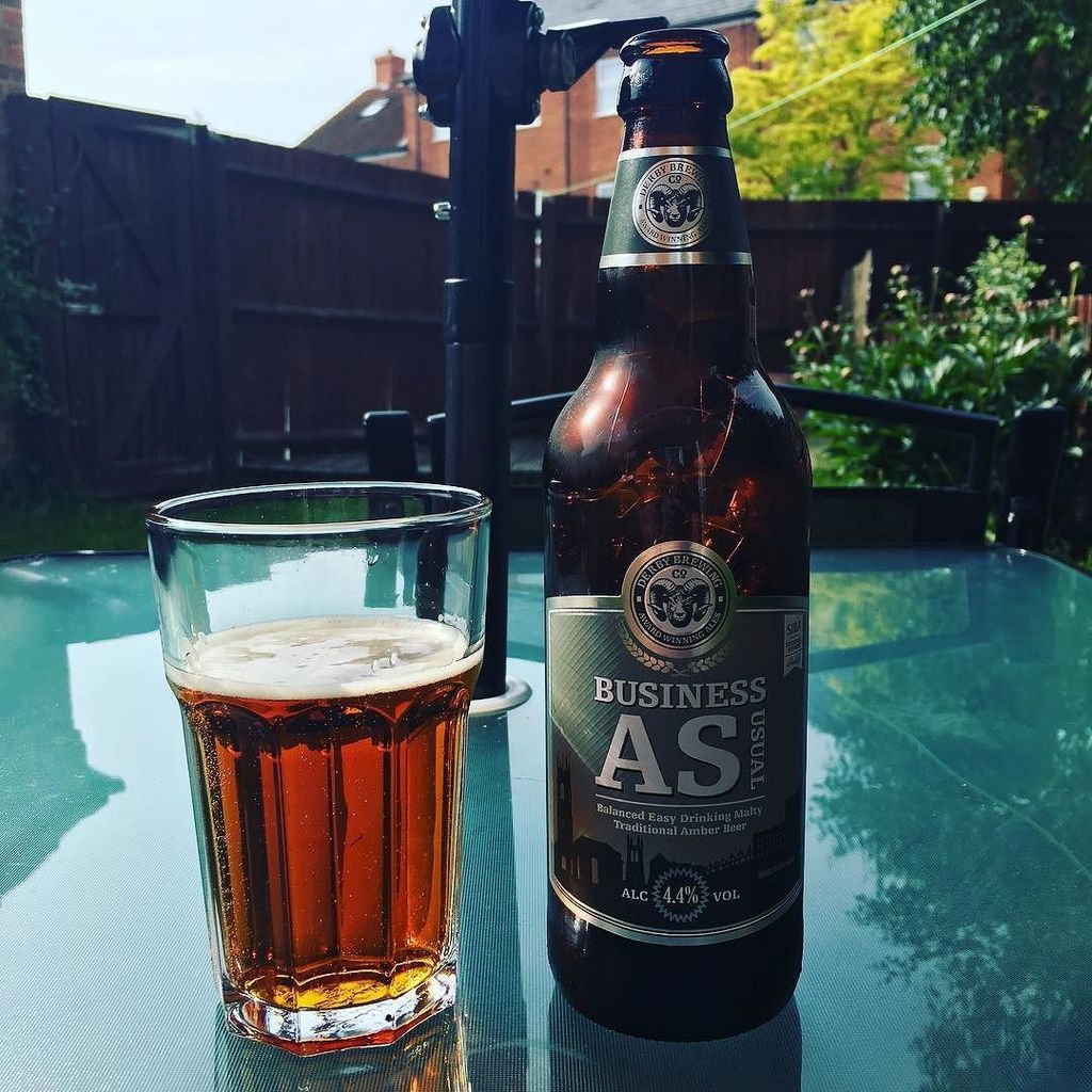 abandonaverage's tweet image. #businessasusual #amberbeer 🍻 ift.tt/1t5CLHj