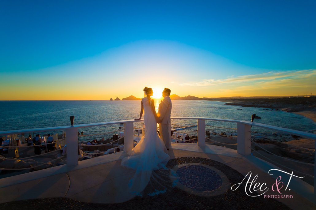btbecabo's tweet photo. Beautiful sunsets for your #weddingday in #cabosanlucas #weddingplanning @AlecandT @Visitloscabos #sunsetdamonalisa https://t.co/ZaSGlvF6YA