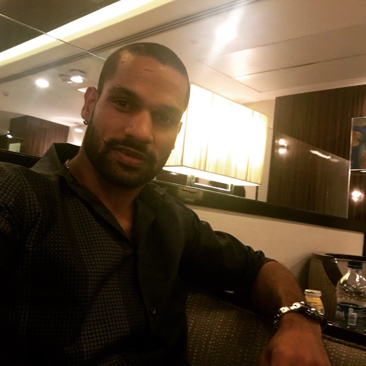 SDhawan25's tweet photo. At airport lounge, flying to australia. Cannot wait to be with my beautiful family!!👨‍👩‍👦‍👦🐶😍😍 https://t.co/tDHCIAStAn