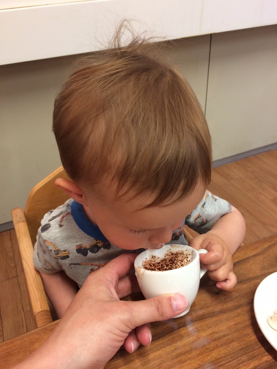 BabyMorgan14's tweet photo. @marksandspencer loved my first ever babyccino this morning https://t.co/5SUzJQYRYF