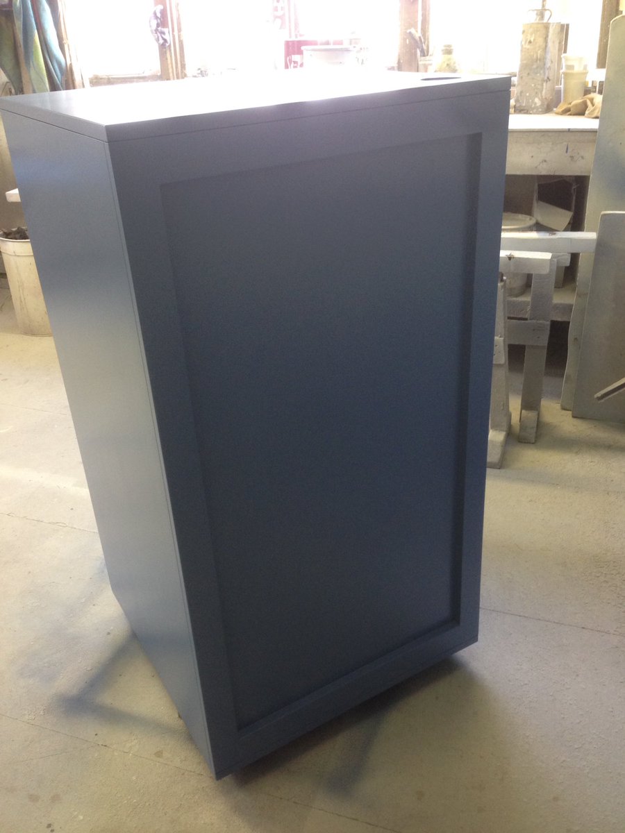 @swankinteriors_ <a href="/Crackerschaps/">Crackers and Chaps</a> mirrors are sprayed as well as the reception desk, &amp; ready for the next stage.