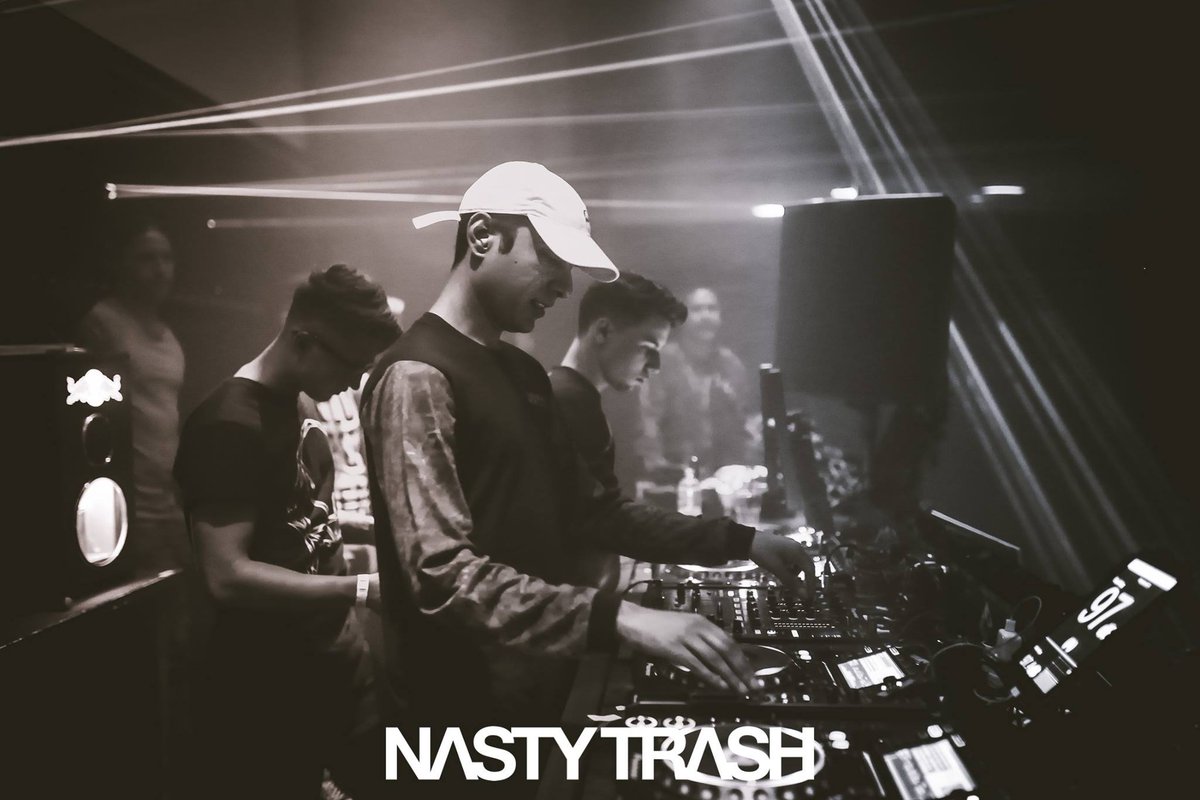 getkreamd's tweet photo. Stealing some tracks from @WiwekDJ .. https://t.co/ARbQjdboXF