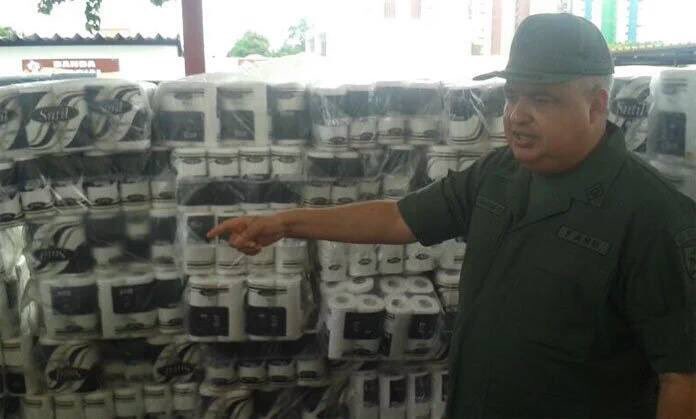 Custodiando el papel