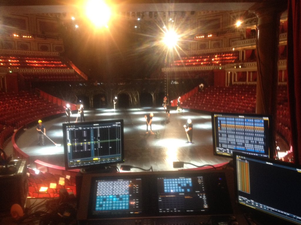 gabrielrscott's tweet photo. Looking forward to recording tonight's performance of Swan Lake at The Albert Hall. @LinklineCrew @kingdomlondon https://t.co/I1AZyvLIcg