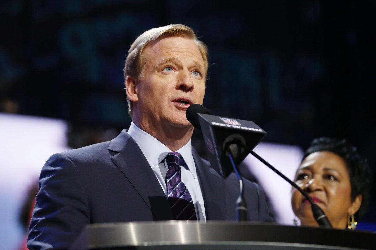 BostonGlobe's tweet photo. No, Roger Goodell didn't die. The NFL Twitter account got hacked. https://t.co/EhyhG7BTrj https://t.co/uoVeTcemFf