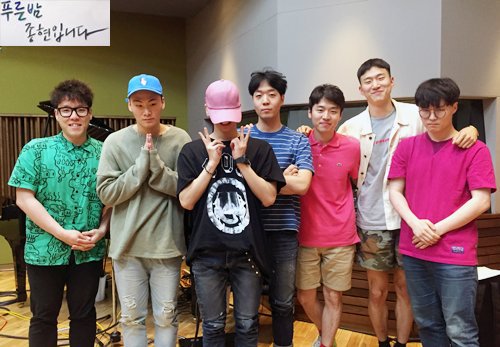 160606 JONGHYUN- MBC FM4U "Blue Night" Site Updates.

mini.imbc.com/v2/index.html?…