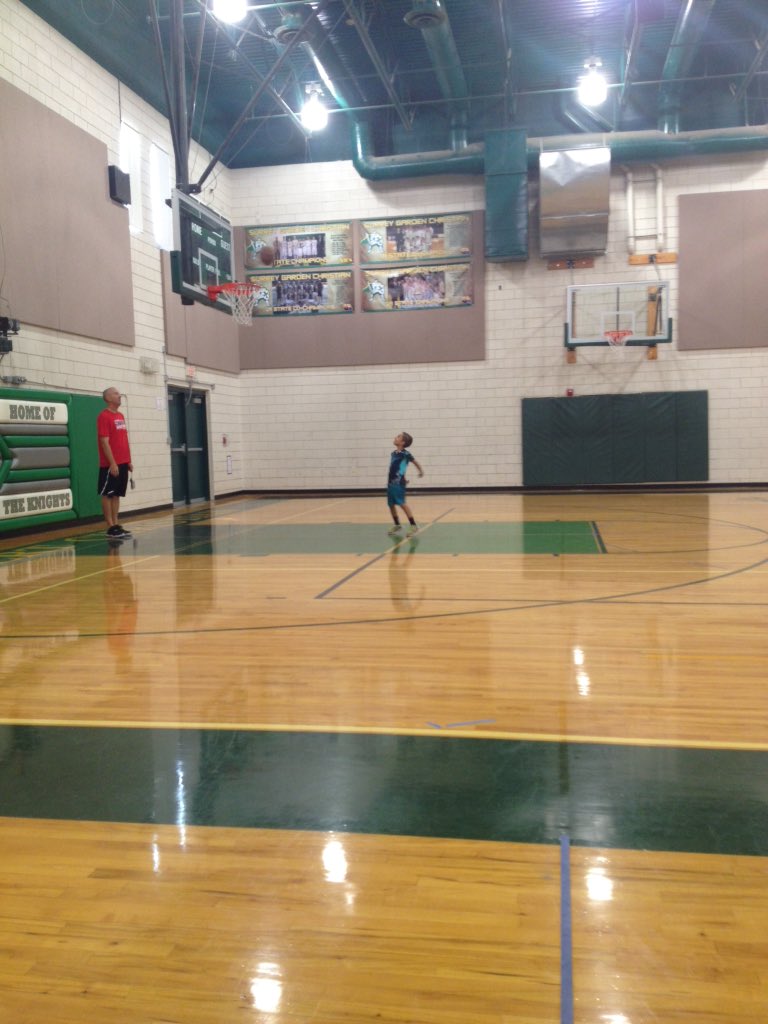 GinaMarie51480's tweet photo. Winning shot #AZPowerBasketball https://t.co/cii0UihRsv