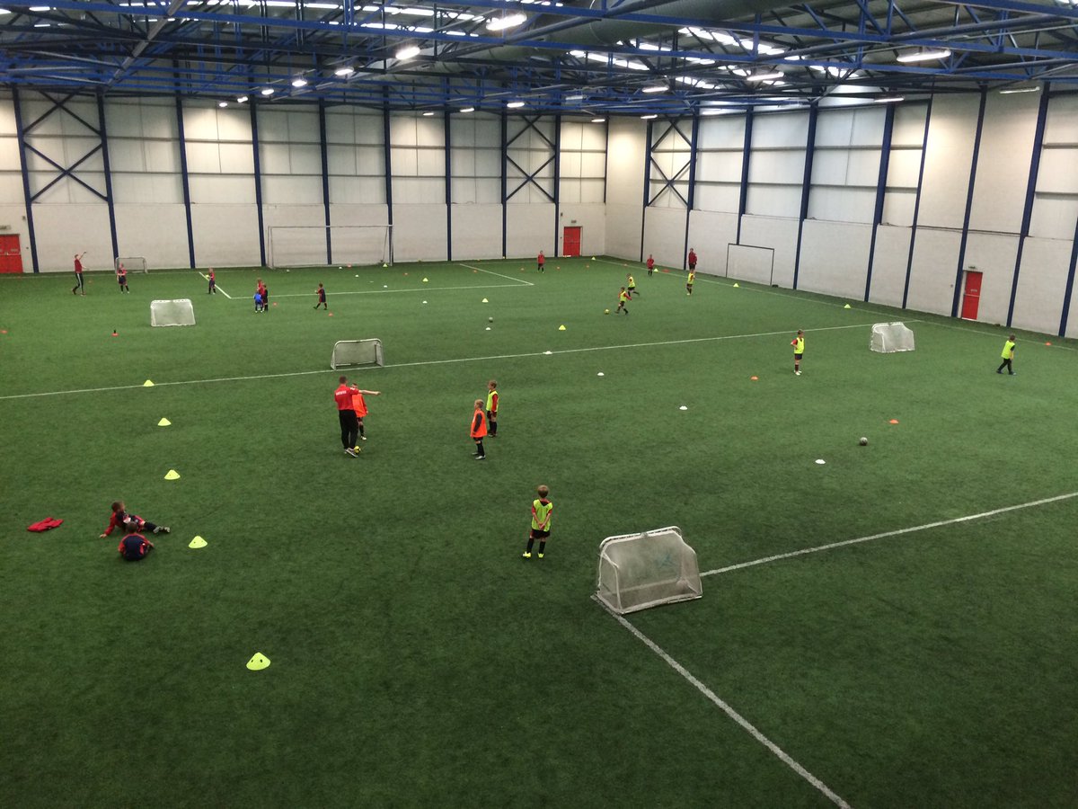 TRCF2015's tweet photo. Chaz: Tonight's Micro Sessions in full flow. #youngstaggies https://t.co/eSQVw6erdV