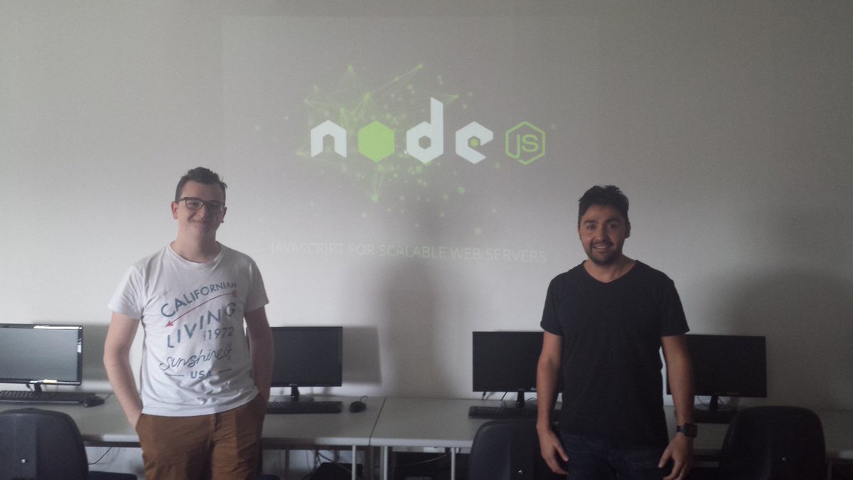 DGallitelli95's tweet photo. #SWAP2016 #UGR #ETSIIT #nodejs #Poliba #Erasmus #esciloil30 #sacalamatricula #google @DGallitelli95 @mossa_giovanni https://t.co/ujGWMaS2xa