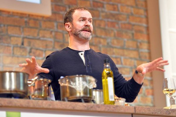 Kyle_Books's tweet photo. Catch the @yummy_brummie Glynn Purnell at @BBCGoodFoodShow on 19th June https://t.co/99Ajr9z6i2 #GFSSITC https://t.co/WD2ziNf6re