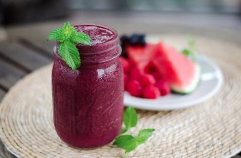 HHappliances's tweet image. Craft and create delicious smoothies, soups, and more with these simple #blenderhacks. buff.ly/1Yd5Soa