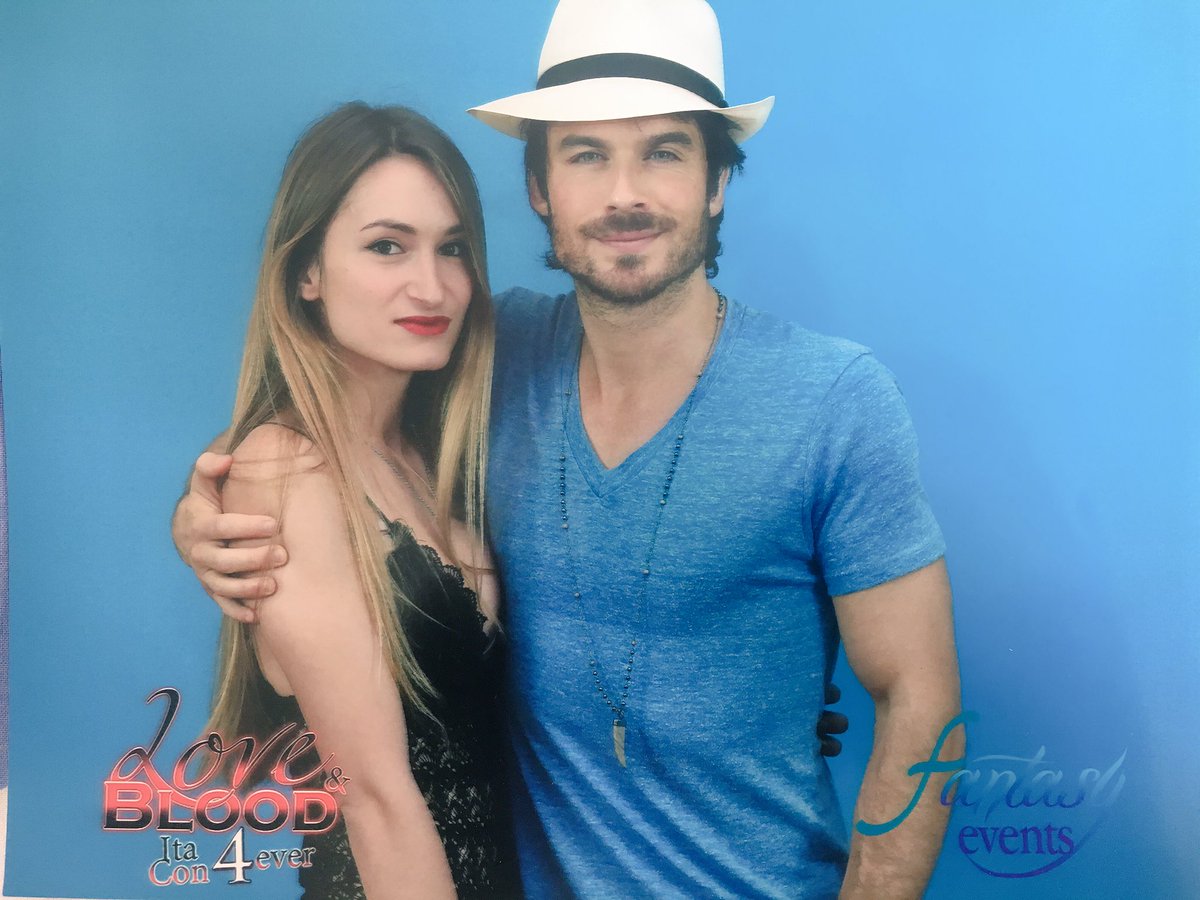 LorelaP's tweet photo. @iansomerhalder  #LBItaCon4Ever  #Florence  ❤️❤️❤️💏 https://t.co/5eTtjxS2im