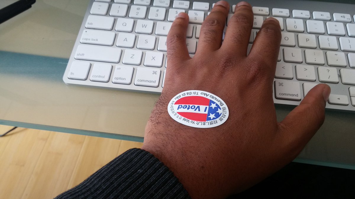 DarkKingZoro's tweet photo. I got it done. And it didn't hurt. #FeelTheBern #tytlive #bernieCA https://t.co/fYGCdKWFqs