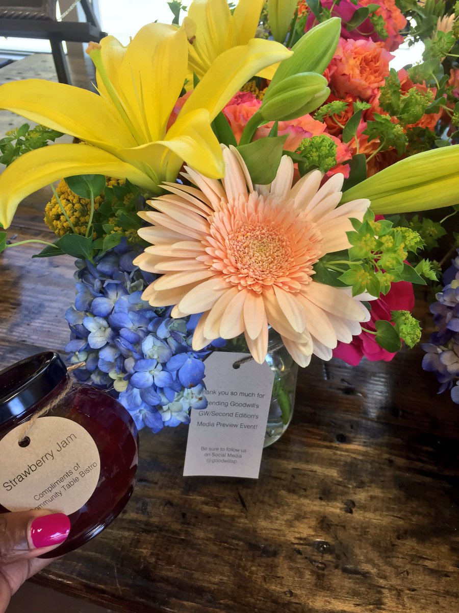 BrigidaMack's tweet photo. One more thing - thanks to @GoodwillSP #communitytablebistro for the beautiful flowers and strawberry jam! https://t.co/Q482Qx8oKH