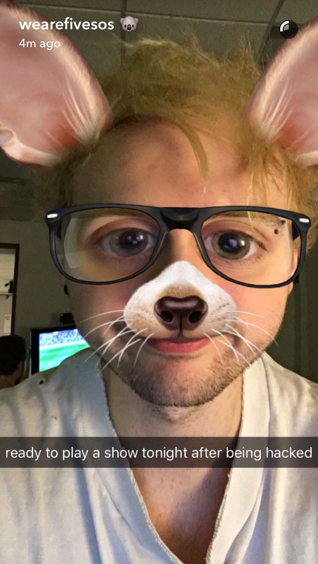 5SOSGlobal247's tweet photo. Michael on snapchat. Apparently they got their account back. https://t.co/SDyqZrbJk3