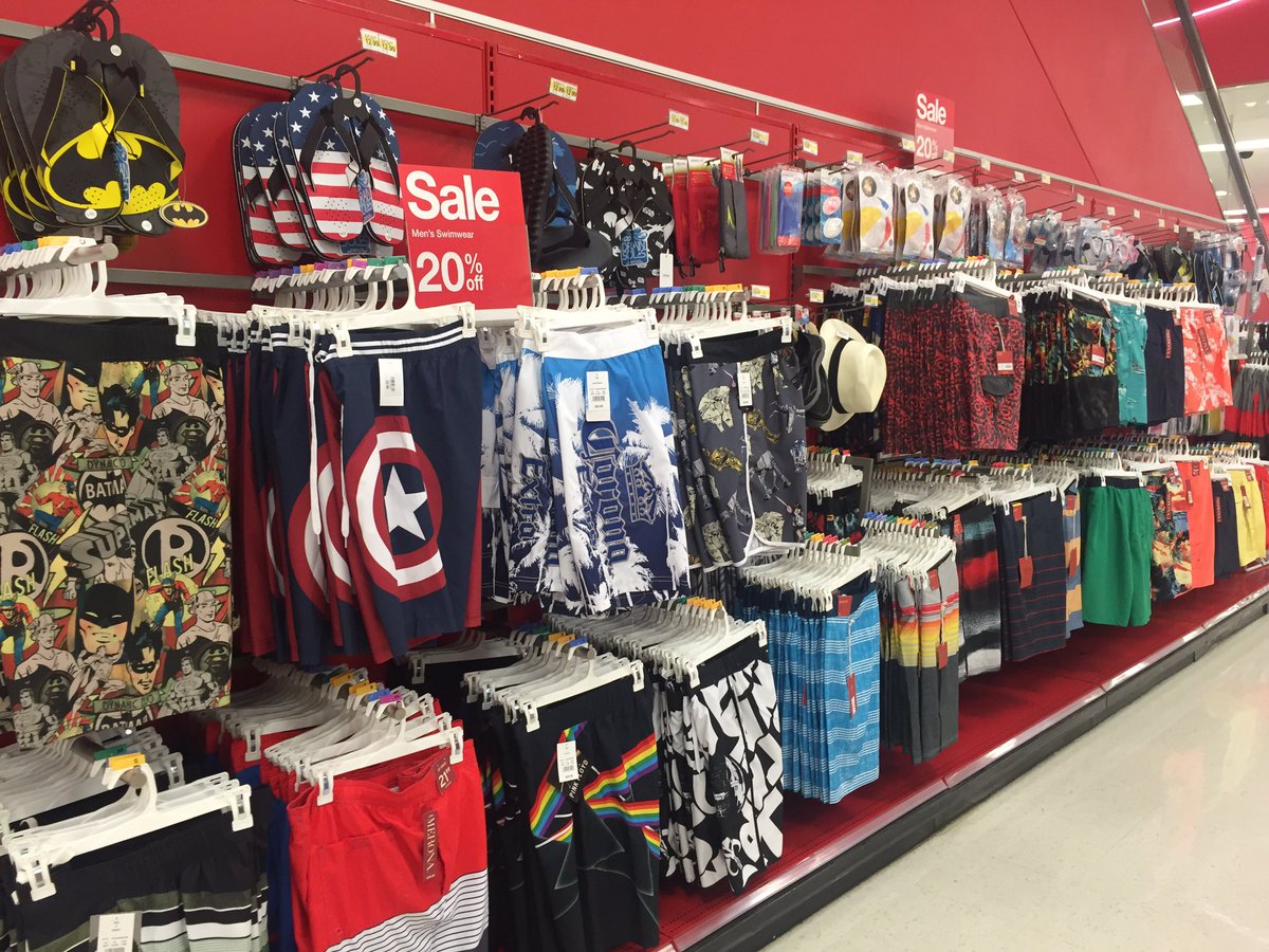 MindyAndmels's tweet photo. We are ready for the 90's later this week! It's beach time!🏊🏻 ☀️☀️☀️ Thanks @VMLStephanie #MensSwimStory #1375 https://t.co/JOwc5IwqbV