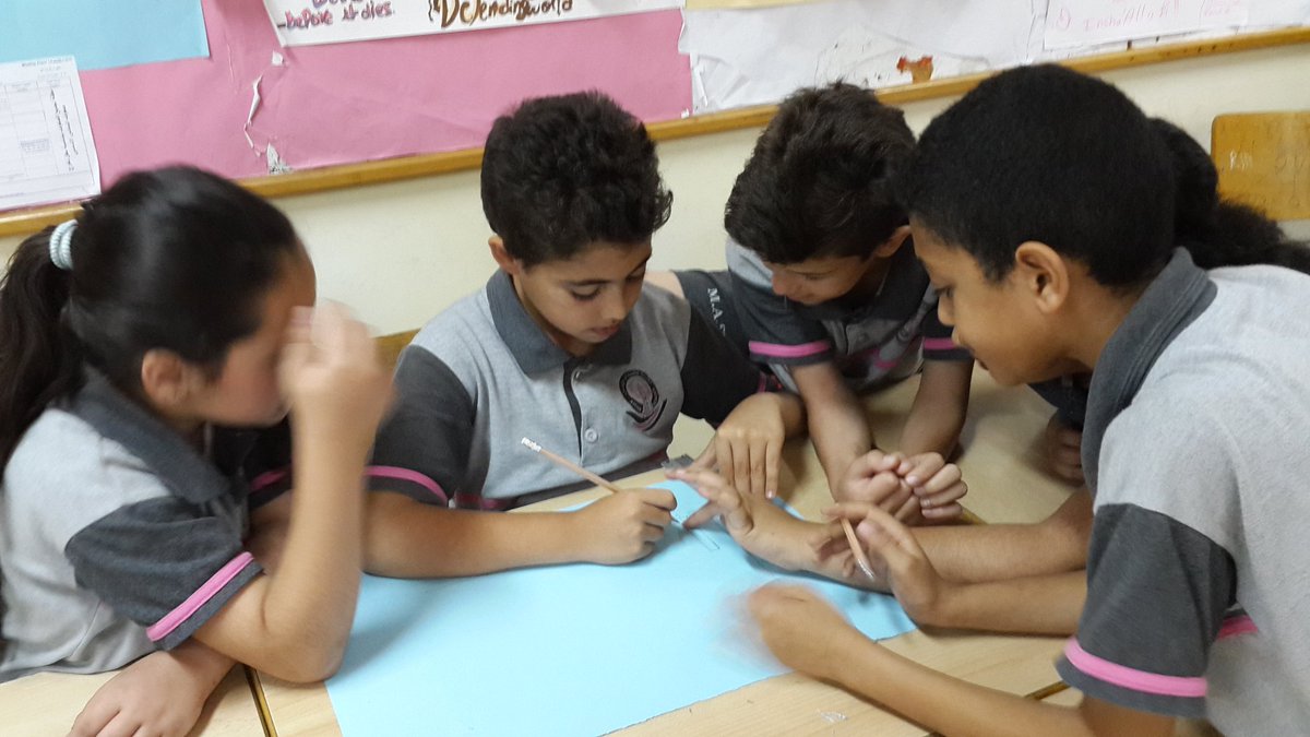 AytourHiba's tweet photo. #Survey #DoubleBarGraphs #Grade5 #CooperativeLearning #ContinuousLearning @MakAishaSchool https://t.co/slTuiHrTvx