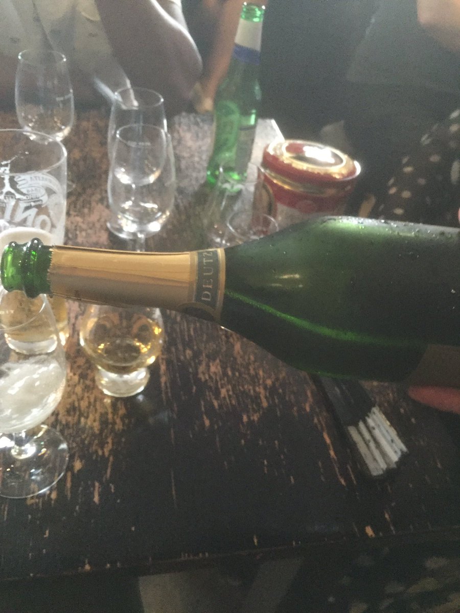 SohoCigarClub's tweet photo. Marcin's champagne tasting has just started @GonzalezByassUK @SohoWhiskyClub https://t.co/oGxeb0Okv3