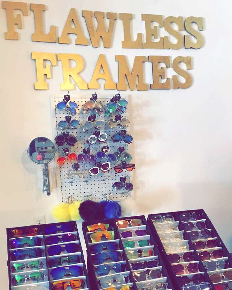 StephanieSence's tweet photo. Come get shaded.๐ 512 w. Girad ave #flawlessframes https://t.co/Pb9vOVt6Y6