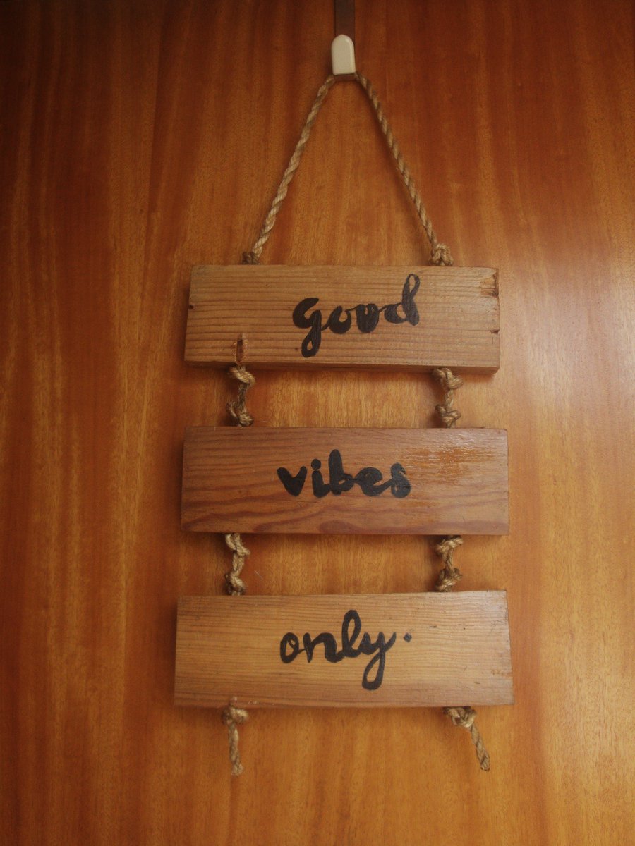 martex1404's tweet photo. #by_me #DIYs #ROOM_DECOR #GOODvibesONLY https://t.co/drEvgXu2D3