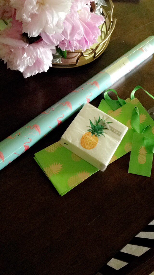 LethModernchic's tweet photo. #flamingo #wrappingpaper #pineapple #winebag #summer #fun #napkins all of this under $5 talk about #good find #YQL https://t.co/byjzzz5ZfO