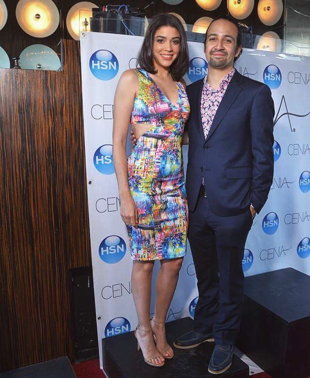ItsKarinaOrtiz's tweet photo. So happy to run into Lin-The-Beast-Manuel Miranda at yesterday's @ceniany launch! Pa lante @Lin_Manuel 👏🏼🏆 https://t.co/dAq9CTrG2G