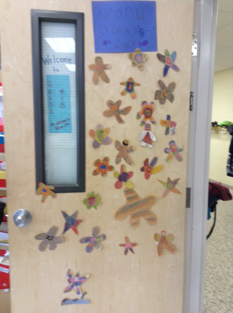 Getting ready for World Ocean Day with sandpaper starfish! <a href="/GravenhurstPS/">Gravenhurst PS</a>
