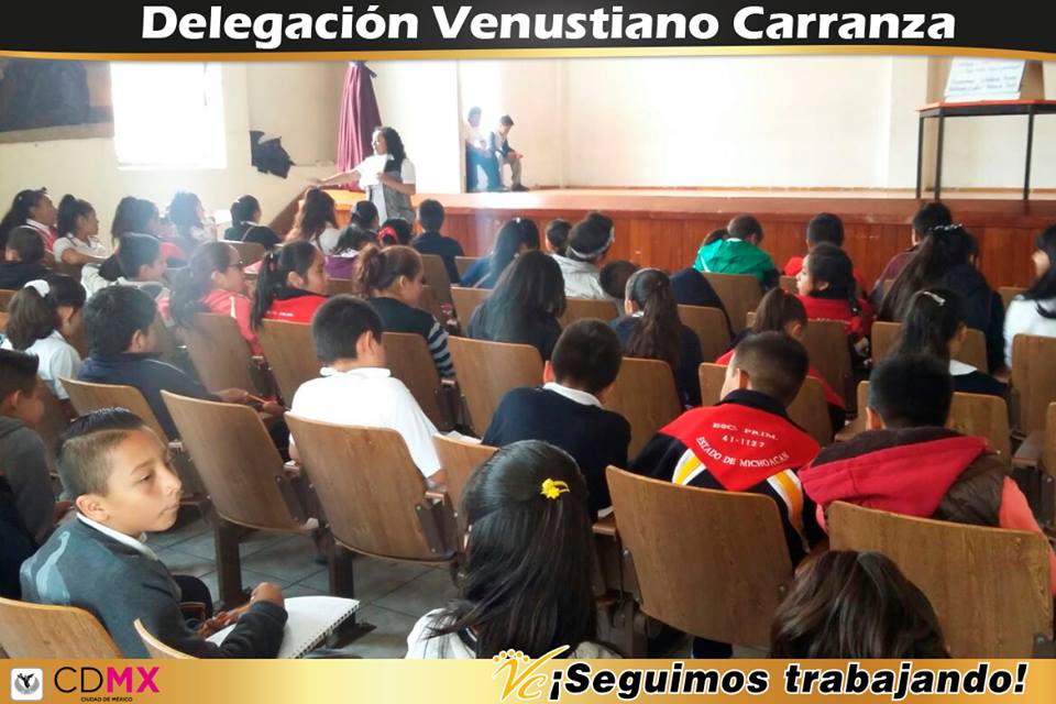 A_VCarranza's tweet image. Platica de bullying en la esc. Primaria Edo. Michoacán, Impartida por la compañera Claudia Cuenca.