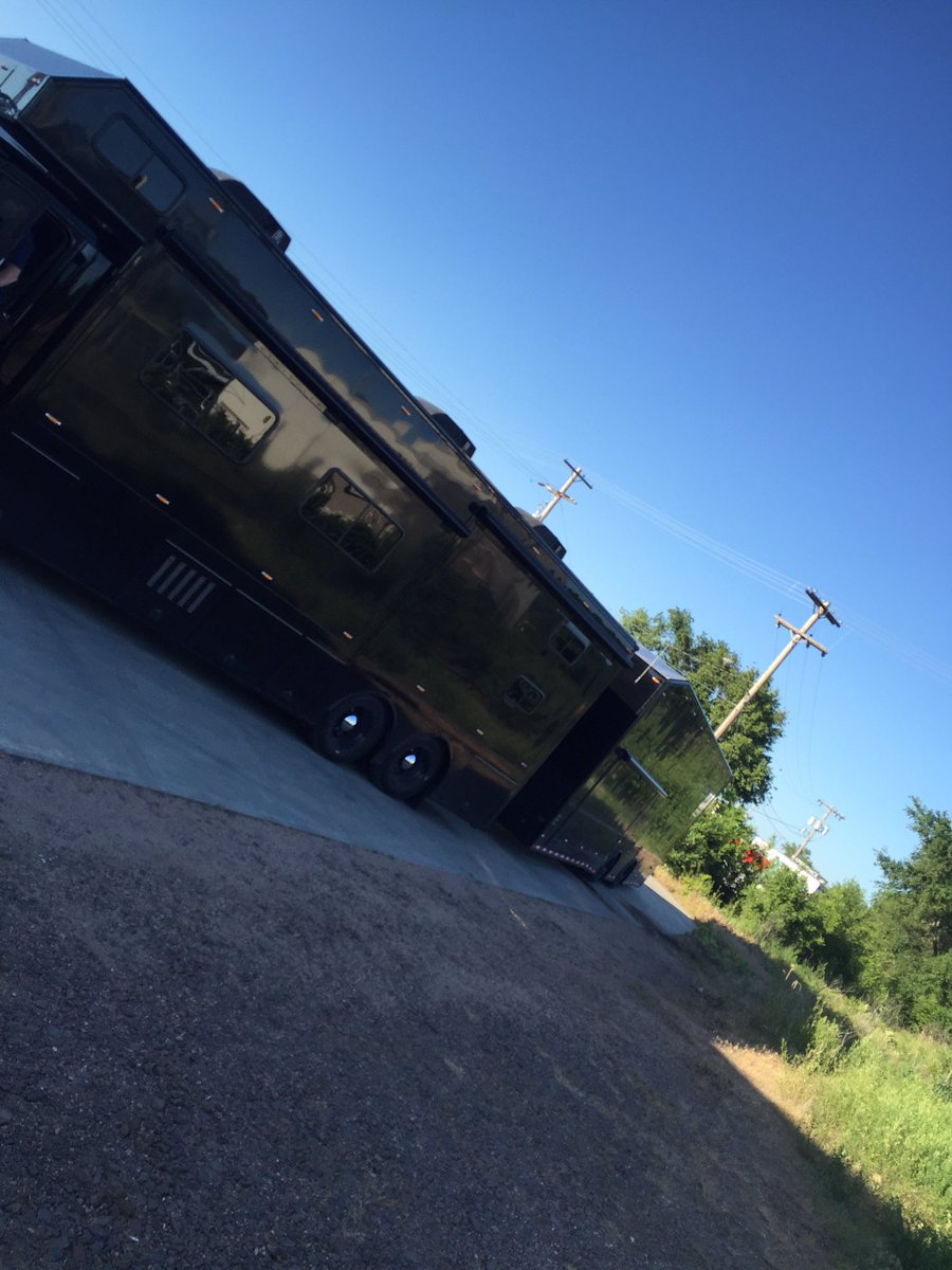 chasejunghans18's tweet photo. First trip with this unit...wonder how much we forgot #bdst #firstdegree https://t.co/s5XauOIgod