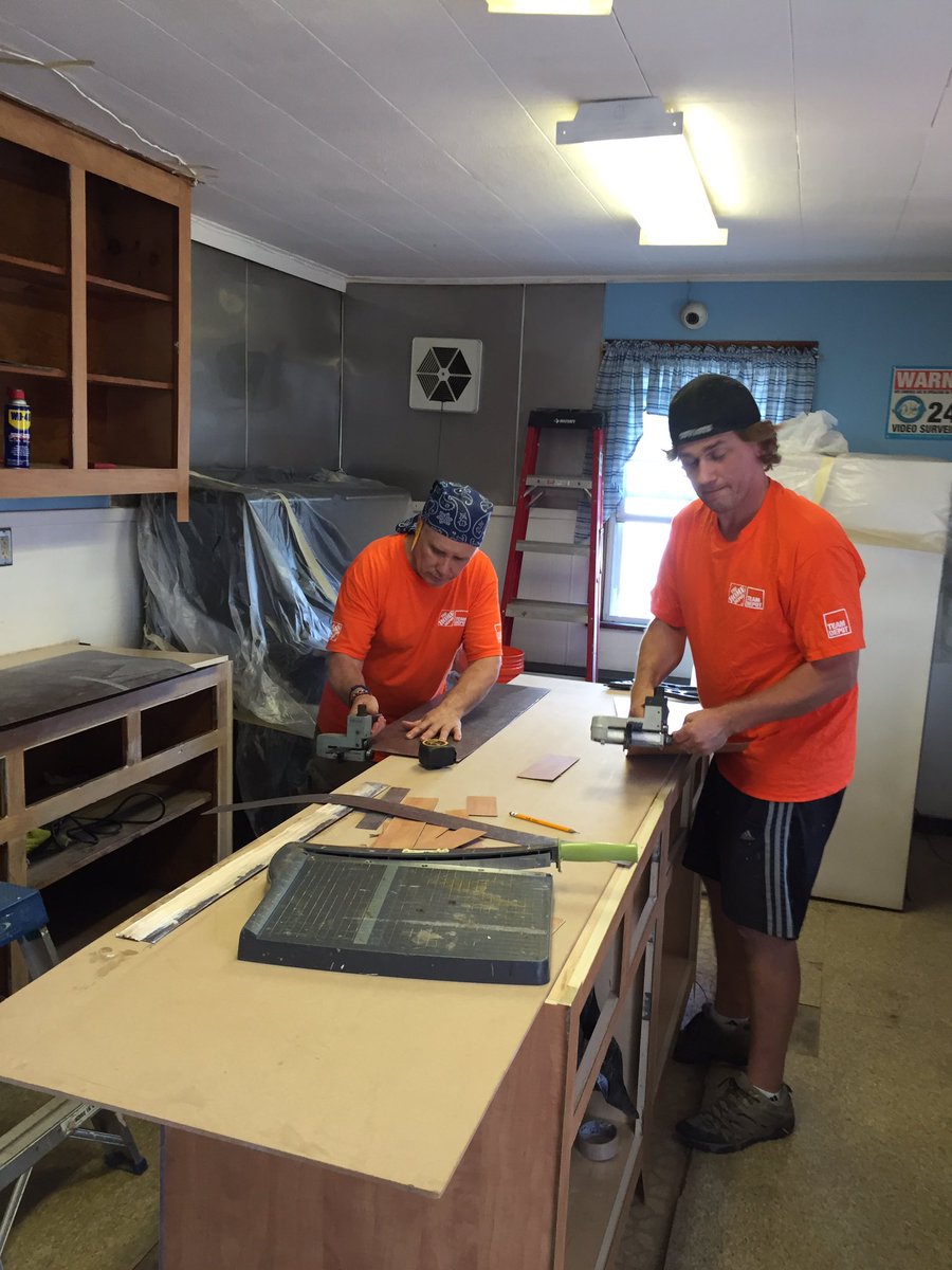 joaquinhdi's tweet photo. North Jersey HDI team Depot project day number #2 working with Greg Lucas vendor 3401 https://t.co/0LSIioyoEL