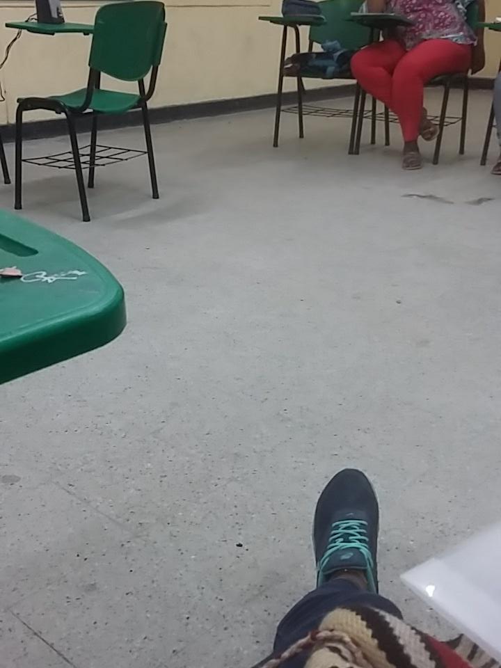 prytyflou's tweet photo. No es justo escuchar la chirimia de #cimarronesdelchoco y estar en clases as! 😢😢 https://t.co/GwlDG9TFhf