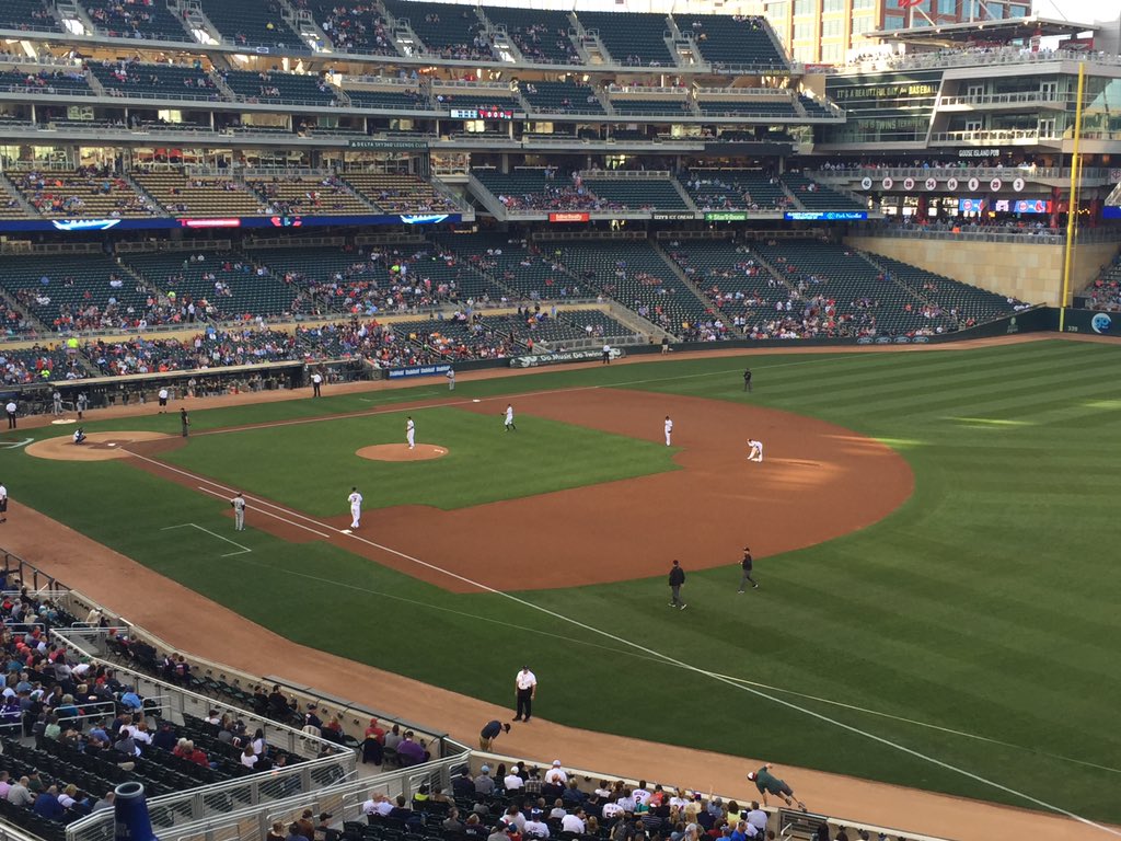 MHumbracht's tweet photo. Let's go twins!!! #RABTraining2016 https://t.co/Z2EIntVV4Y