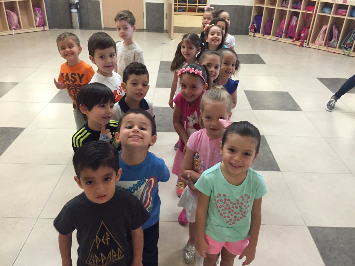 monicage's tweet photo. NF is ready for Pre-K! Thanks @barbarabrunell @casssalasv for inviting us! @LuciaBretzfelde #NFASFM https://t.co/9iicO9SbYs