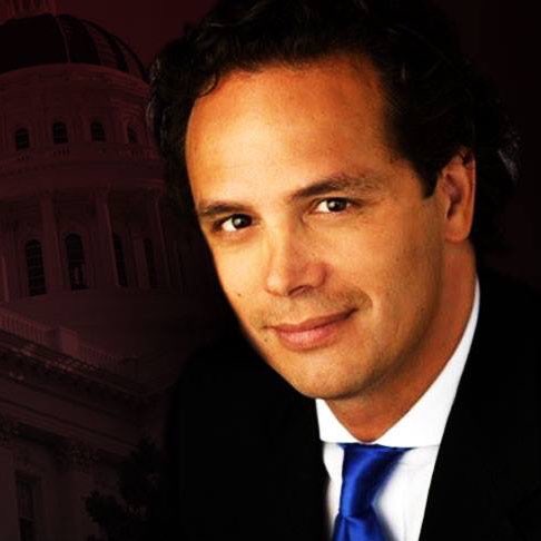 SausalitoStacy's tweet photo. Did you vote for @tomdelbeccaro to Replace Boxer TODAY? #ReplaceBoxer #VoteDelBeccaro https://t.co/ZYKDBuNyne