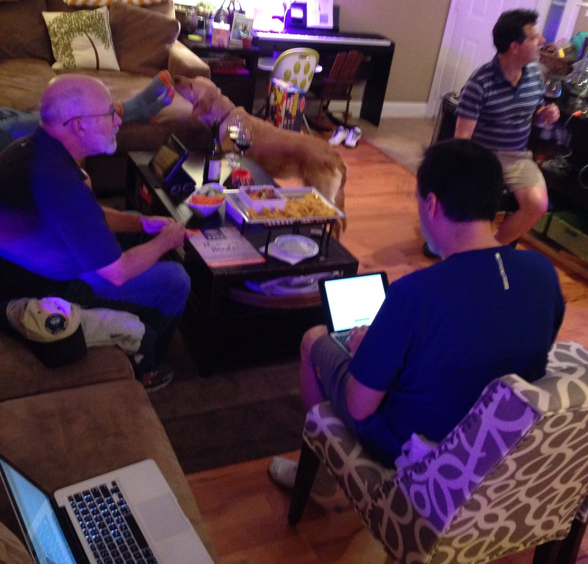 Kentlands_KCA's tweet photo. #KCA board hard at work for website training #Kentlands https://t.co/faw19vM6eQ